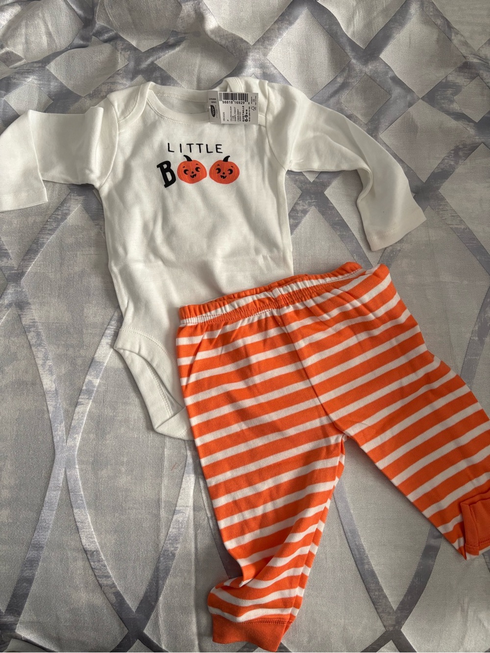 NWT 'Little Boo' matching outfit
